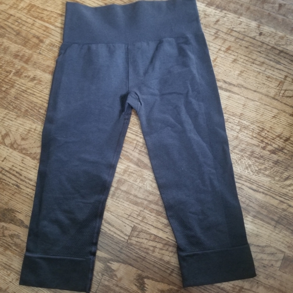 Lululemon Crops